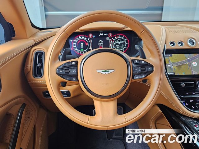 ASTON MARTIN DBX 4.0 V8 707 2023 - photo 13 - Import Corée du Sud | International Cars