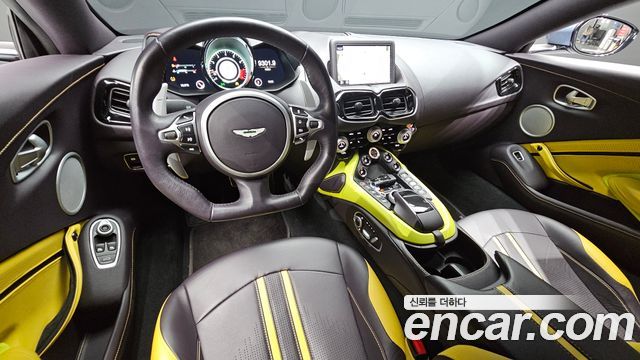 ASTON MARTIN 밴티지 2세대 4.0 V8 Coupé 2020 - photo 7 - Import Corée du Sud | International Cars