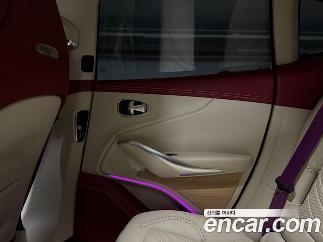 ASTON MARTIN DBX 4.0 V8 2022 - photo 12 - Import Corée du Sud | International Cars