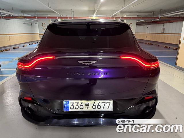 ASTON MARTIN DBX 4.0 V8 2022 - photo 7 - Import Corée du Sud | International Cars
