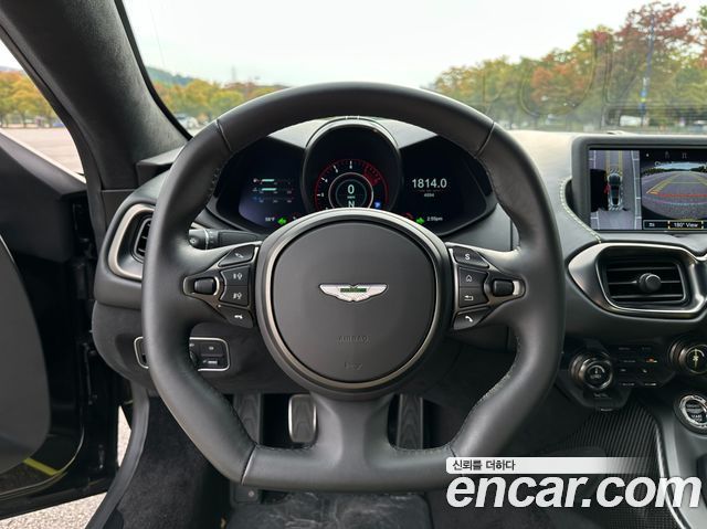 ASTON MARTIN 밴티지 2세대 4.0 V8 Coupé 2020 - photo 12 - Import Corée du Sud | International Cars