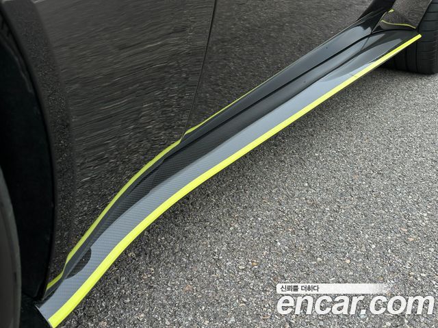 ASTON MARTIN 밴티지 2세대 4.0 V8 Coupé 2020 - photo 19 - Import Corée du Sud | International Cars