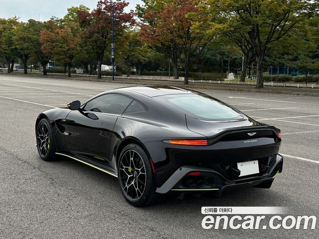 ASTON MARTIN 밴티지 2세대 4.0 V8 Coupé 2020 - photo 2 - Import Corée du Sud | International Cars