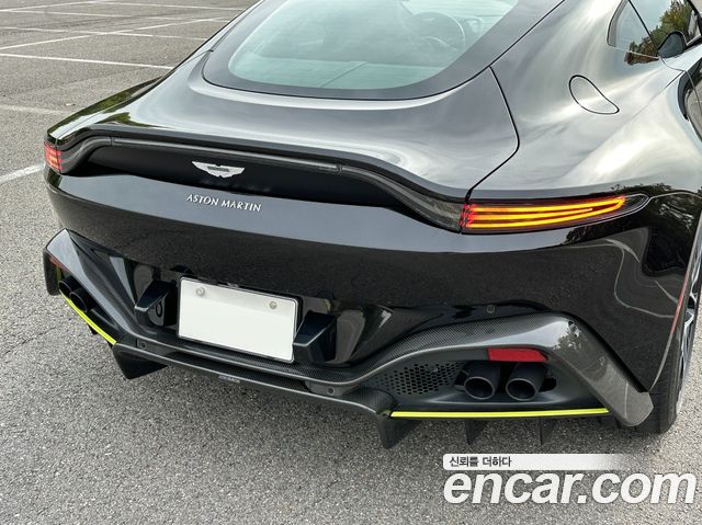 ASTON MARTIN 밴티지 2세대 4.0 V8 Coupé 2020 - photo 4 - Import Corée du Sud | International Cars