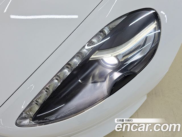 ASTON MARTIN DB9 6.0 V12 볼란테 2015 - photo 3 - Import Corée du Sud | International Cars