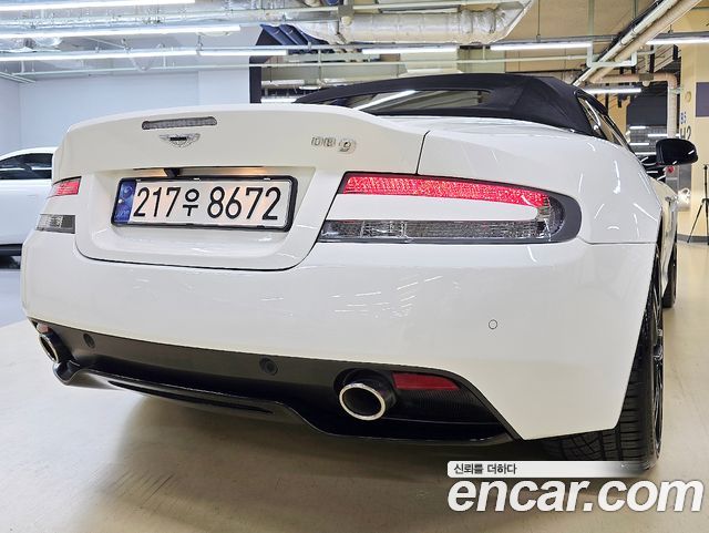 ASTON MARTIN DB9 6.0 V12 볼란테 2015 - photo 5 - Import Corée du Sud | International Cars