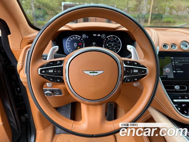 ASTON MARTIN DBX 4.0 V8 2021 - photo 16 - Import Corée du Sud | International Cars