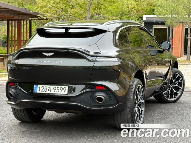 ASTON MARTIN DBX 4.0 V8 2021 - photo 2 - Import Corée du Sud | International Cars
