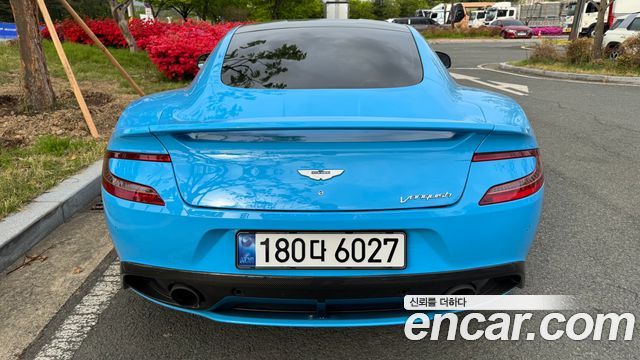 ASTON MARTIN Vanquish 6.0 V12 Coupé 2015 - photo 4 - Import Corée du Sud | International Cars