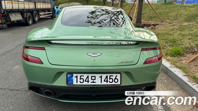ASTON MARTIN Vanquish 6.0 V12 Coupé 2016 - photo 4 - Import Corée du Sud | International Cars