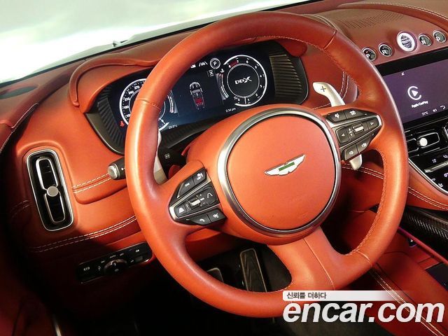 ASTON MARTIN DBX 4.0 V8 2022 - photo 9 - Import Corée du Sud | International Cars