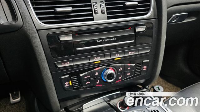 AUDI A4 2.0 TDI Quattro Dynamic 2013 - photo 18 - Import Corée du Sud | International Cars