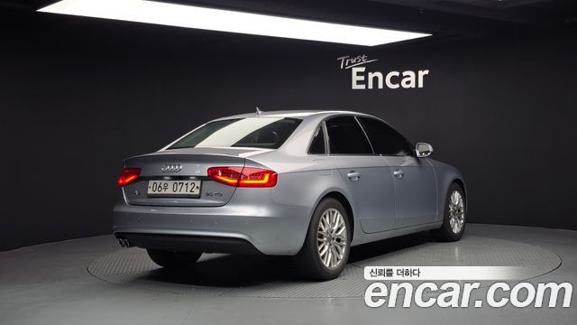 AUDI A4 30 TDI Dynamic 2016 - photo 2 - Import Corée du Sud | International Cars
