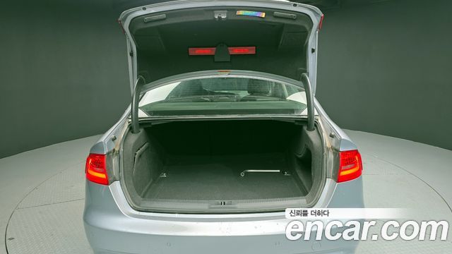 AUDI A4 30 TDI Dynamic 2016 - photo 20 - Import Corée du Sud | International Cars