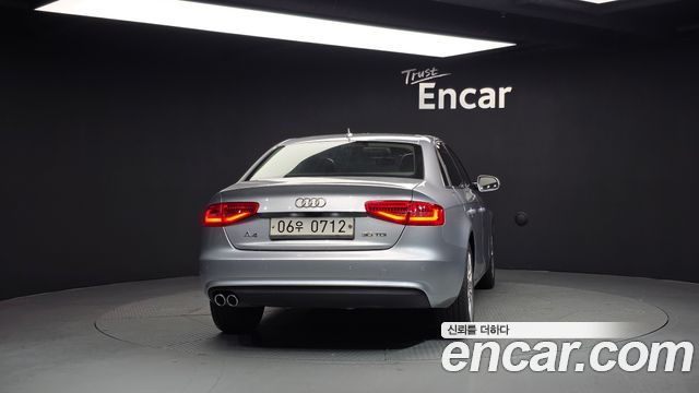 AUDI A4 30 TDI Dynamic 2016 - photo 4 - Import Corée du Sud | International Cars