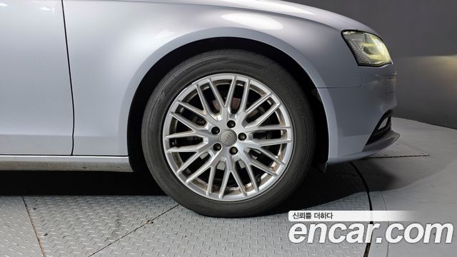 AUDI A4 30 TDI Dynamic 2016 - photo 5 - Import Corée du Sud | International Cars