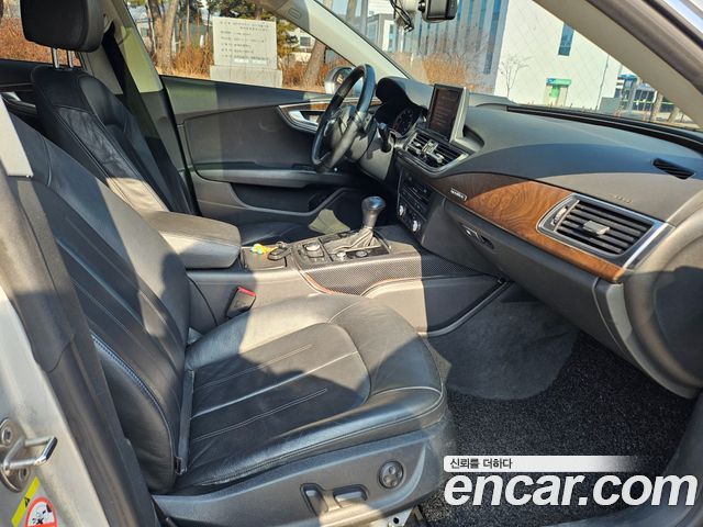 AUDI A7 3.0 TFSI Quattro Dynamic 2013 - photo 12 - Import Corée du Sud | International Cars