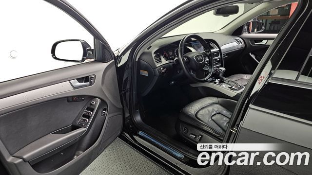 AUDI A4 2.0 TDI Quattro Dynamic 2014 - photo 11 - Import Corée du Sud | International Cars