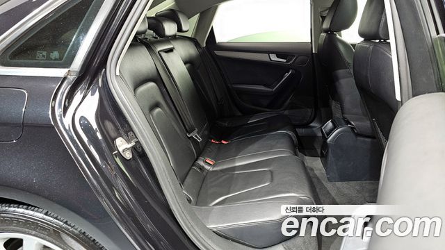 AUDI A4 2.0 TDI Quattro Dynamic 2014 - photo 12 - Import Corée du Sud | International Cars