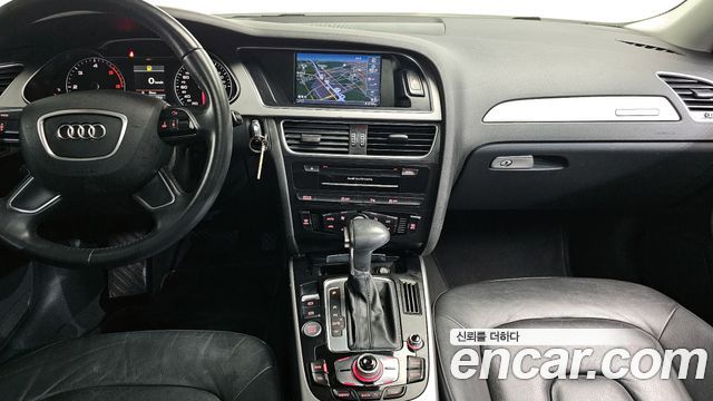 AUDI A4 2.0 TDI Quattro Dynamic 2014 - photo 14 - Import Corée du Sud | International Cars