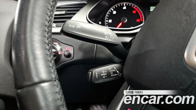 AUDI A4 2.0 TDI Quattro Dynamic 2014 - photo 18 - Import Corée du Sud | International Cars