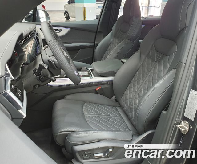 AUDI Q7 (4M) 55 TFSI Quattro Premium 2025 - photo 10 - Import Corée du Sud | International Cars