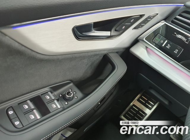 AUDI Q7 (4M) 55 TFSI Quattro Premium 2025 - photo 18 - Import Corée du Sud | International Cars