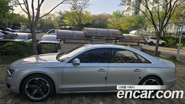 AUDI A8 3.0 TDI Quattro 2012