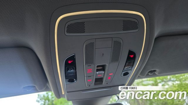 AUDI A8 3.0 TDI Quattro 2012 - photo 11 - Import Corée du Sud | International Cars