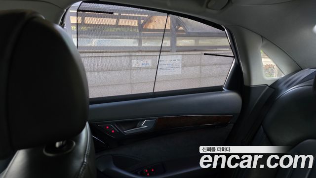 AUDI A8 3.0 TDI Quattro 2012 - photo 12 - Import Corée du Sud | International Cars