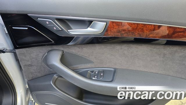 AUDI A8 3.0 TDI Quattro 2012 - photo 17 - Import Corée du Sud | International Cars