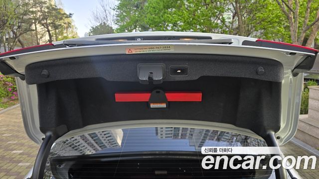 AUDI A8 3.0 TDI Quattro 2012 - photo 6 - Import Corée du Sud | International Cars