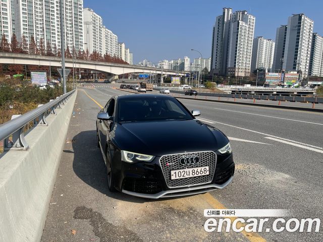 AUDI RS5 4.2 FSI Quattro 2013