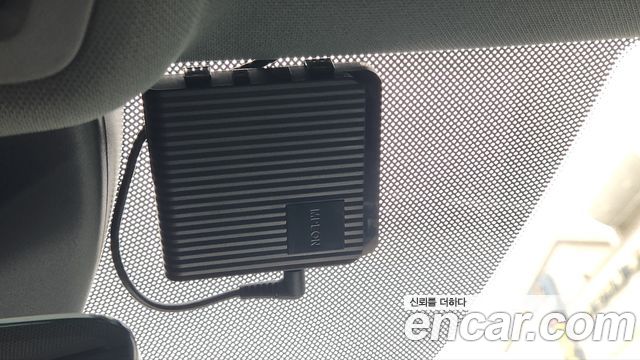 AUDI Q4 e-트론 (F4) 40 Premium 2023 - photo 16 - Import Corée du Sud | International Cars