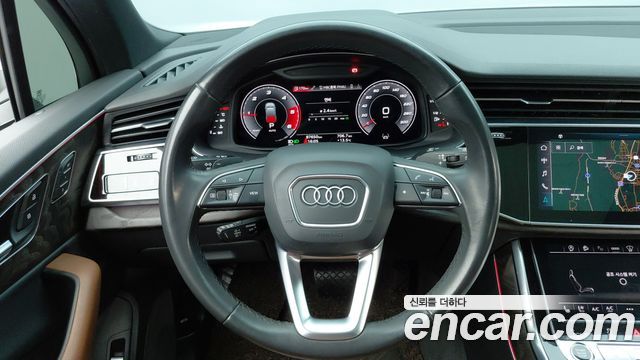AUDI Q7 (4M) 45 TDI Quattro Premium 2021 - photo 10 - Import Corée du Sud | International Cars
