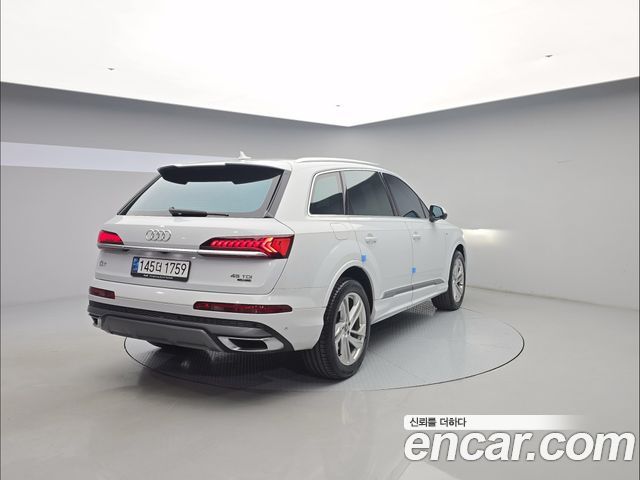 AUDI Q7 (4M) 45 TDI Quattro Premium 2021 - photo 5 - Import Corée du Sud | International Cars