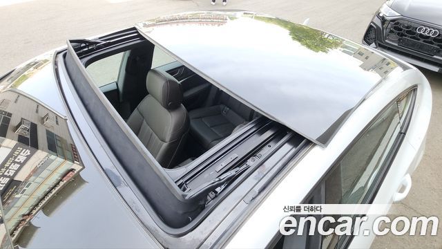 AUDI A7 (4K) 55 TFSI e Quattro Premium 2025 - photo 15 - Import Corée du Sud | International Cars