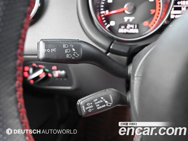 AUDI TT Coupé 2.0 TFSI Quattro 2013 - photo 16 - Import Corée du Sud | International Cars