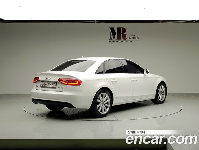 AUDI A4 30 TDI Dynamic 2015 - photo 3 - Import Corée du Sud | International Cars