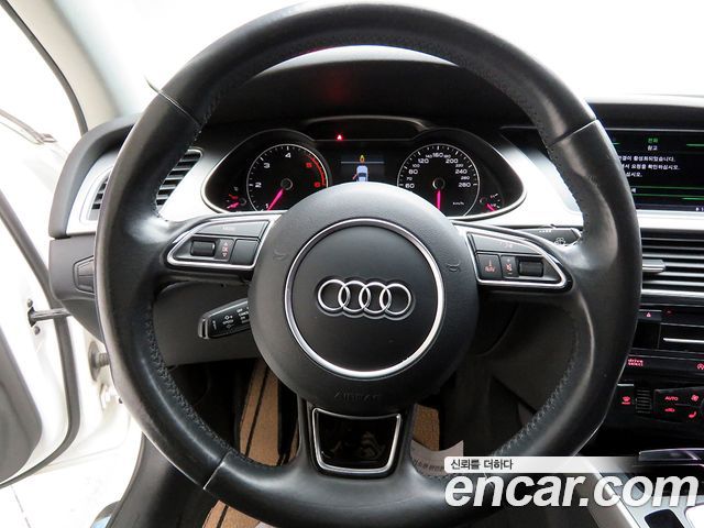 AUDI A4 30 TDI Dynamic 2015 - photo 8 - Import Corée du Sud | International Cars