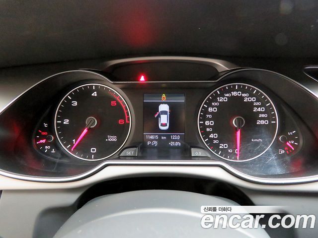 AUDI A4 30 TDI Dynamic 2015 - photo 9 - Import Corée du Sud | International Cars