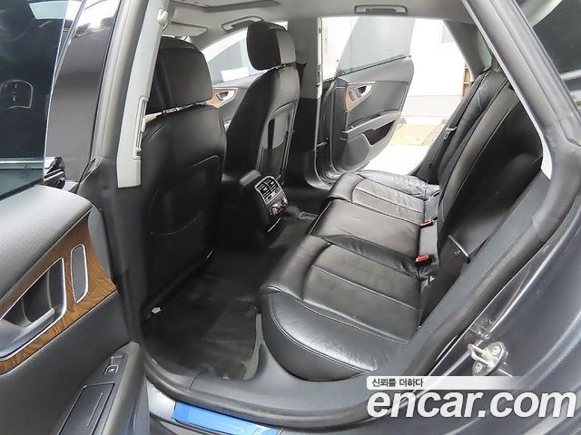 AUDI A7 3.0 TFSI Quattro Dynamic 2012 - photo 10 - Import Corée du Sud | International Cars