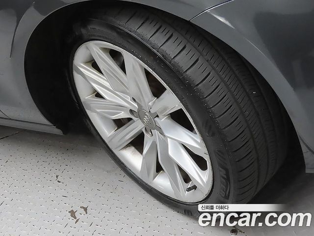 AUDI A7 3.0 TFSI Quattro Dynamic 2012 - photo 5 - Import Corée du Sud | International Cars