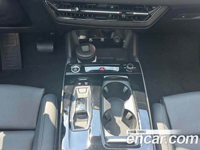 AUDI A6 e-트론 Performance Advanced 2025 - photo 9 - Import Corée du Sud | International Cars