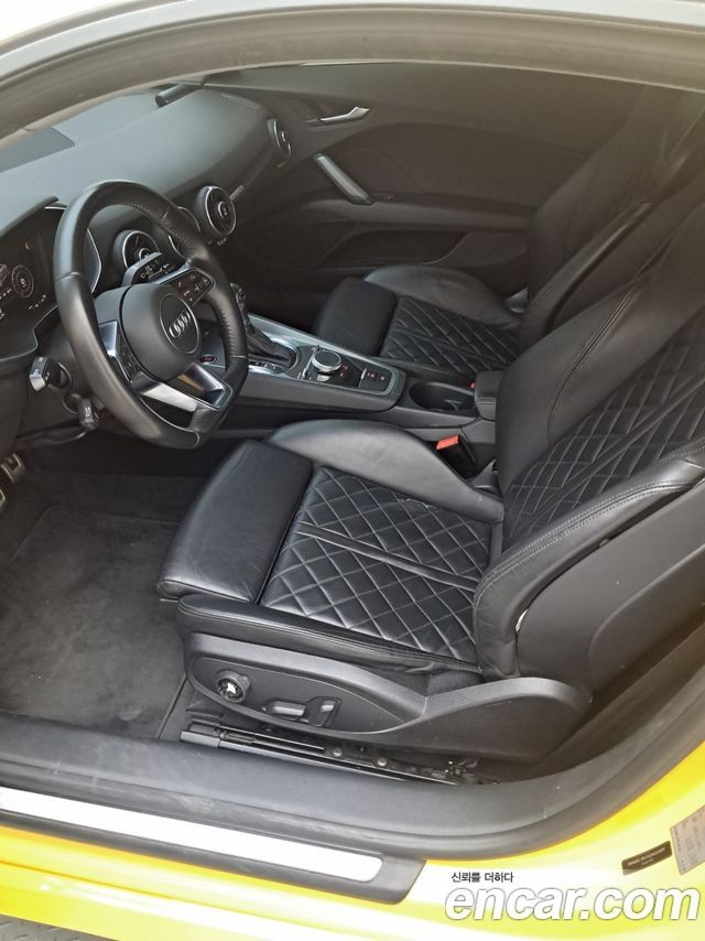AUDI TT (8S) Coupé 45 TFSI Quattro 2016 - photo 20 - Import Corée du Sud | International Cars