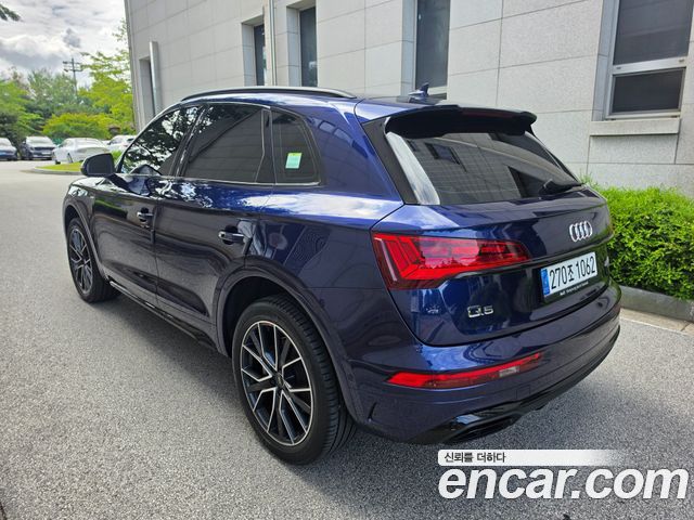 AUDI Q5 (FY) 45 TFSI Quattro Premium 2024 - photo 3 - Import Corée du Sud | International Cars