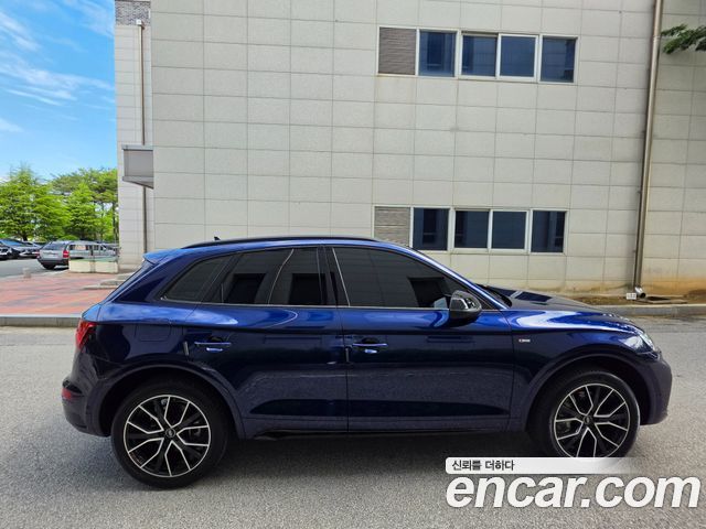 AUDI Q5 (FY) 45 TFSI Quattro Premium 2024 - photo 6 - Import Corée du Sud | International Cars