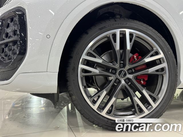 AUDI Q5 (80A) 45 TFSI Quattro S Line 블랙 Edition Sportback 2025 - photo 3 - Import Corée du Sud | International Cars