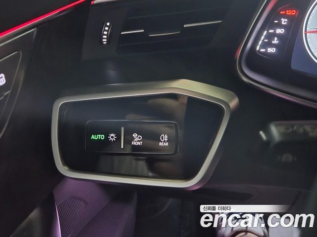 AUDI A6 (C8) 45 TFSI Premium 2022 - photo 14 - Import Corée du Sud | International Cars