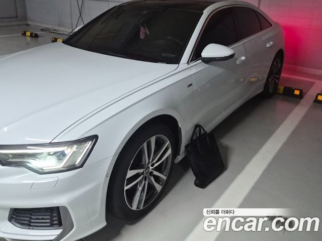 AUDI A6 (C8) 45 TFSI Premium 2022 - photo 15 - Import Corée du Sud | International Cars